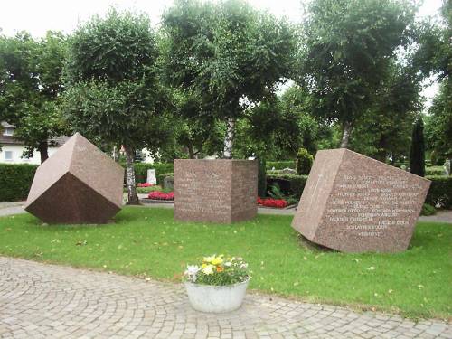 Friedhof Unterlauchringen - Friedhof Mahnmal