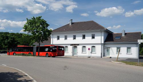 Bahnhof/Bushaltestelle Lauchringen