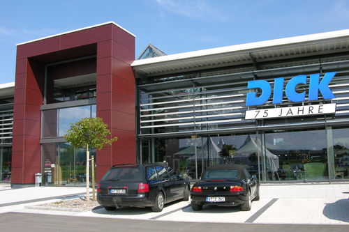Dick Möbelhaus GmbH - Eingangsbereich